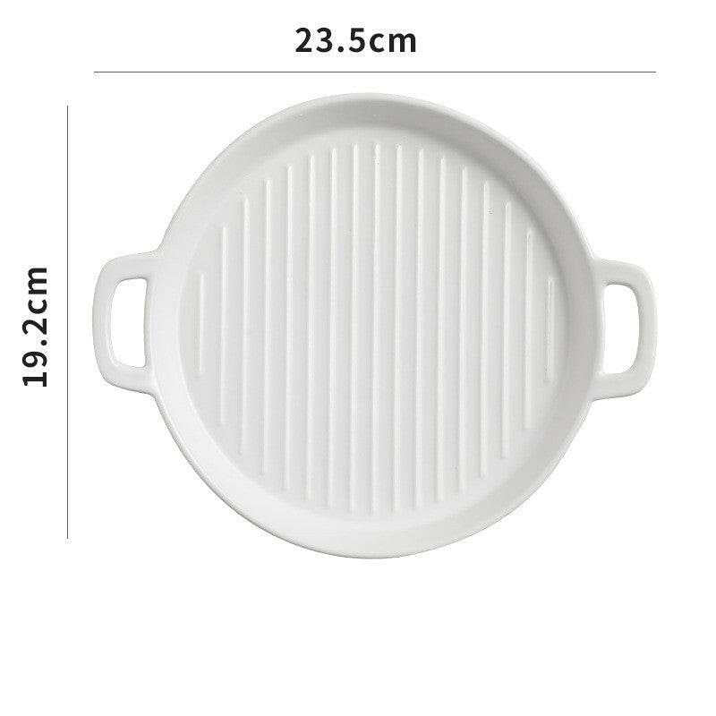 23,5cm white ceramic bakeware, with handles. Suitable for oven, microwave, and dishwasher.