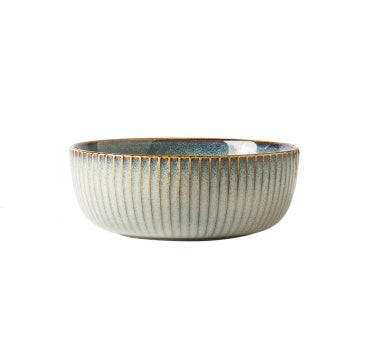 Elegant bowl from Dinner Set Splendid, 17cm diameter.