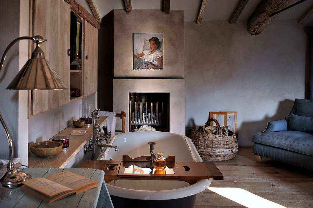 Luxury Hotel