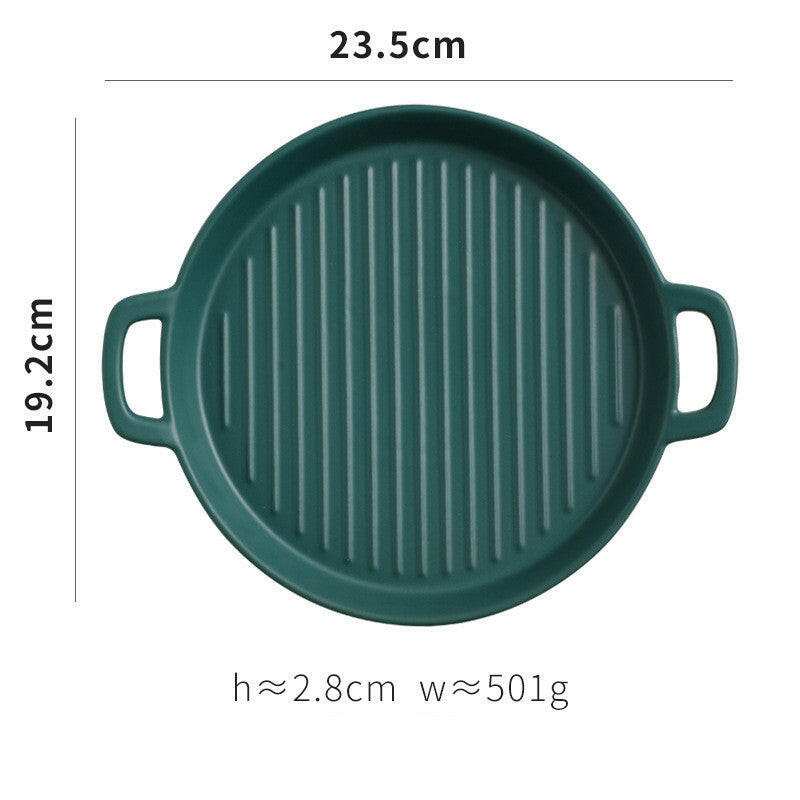 23,5cm green ceramic bakeware, with handles. Suitable for oven, microwave, and dishwasher.