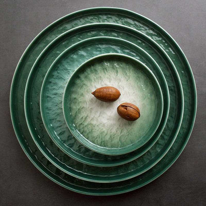 Gradient Emerald Plate Set showcasing elegant ceramic craftsmanship.